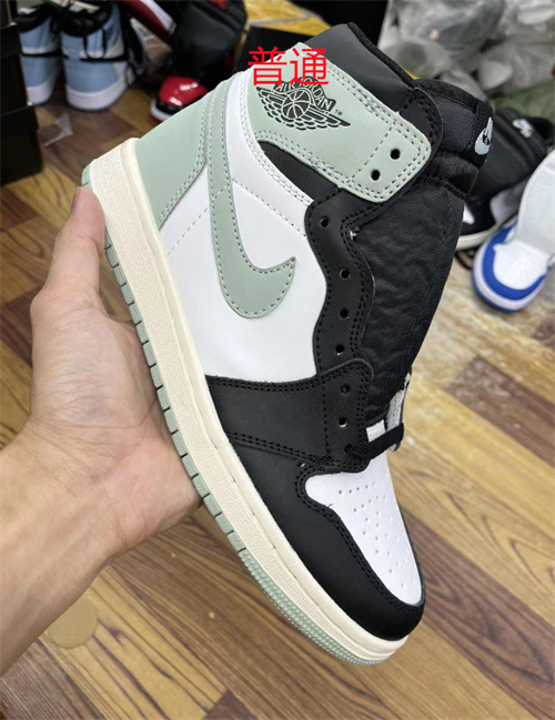Jordan1-M-370