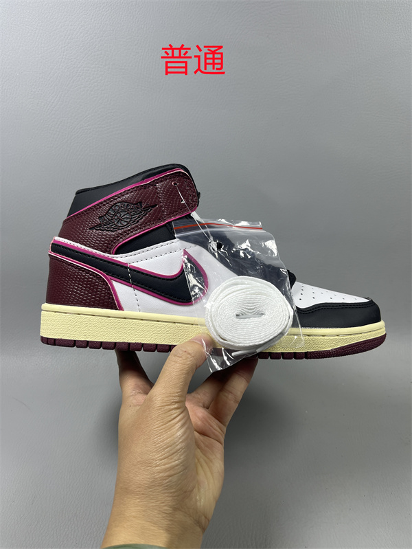 Jordan1-W-0582