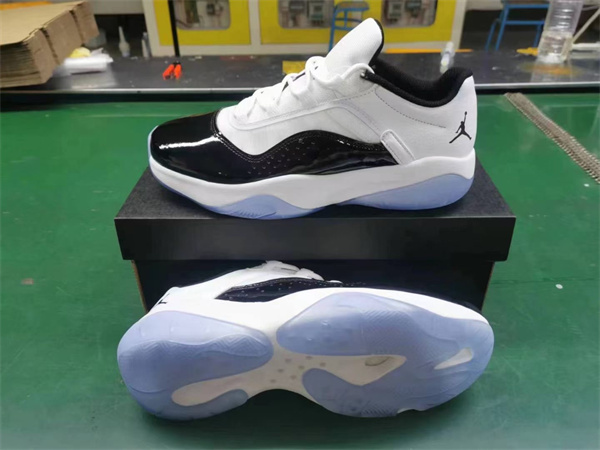 Air Jordan 11 CMFT Low-0009