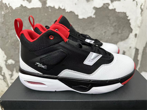 Jordan Stay Loyal 3-0003