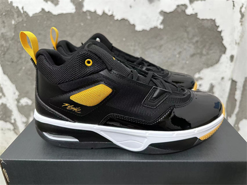 Jordan Stay Loyal 3-0007