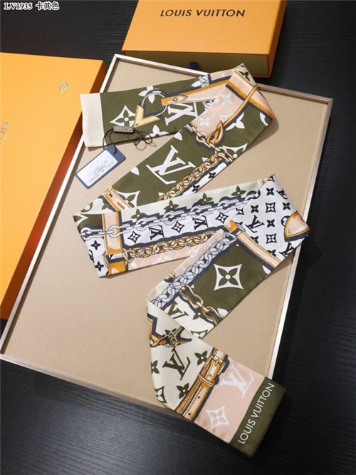 LV-Silk Scarf-012