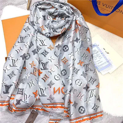 LV-Silk Scarf-036