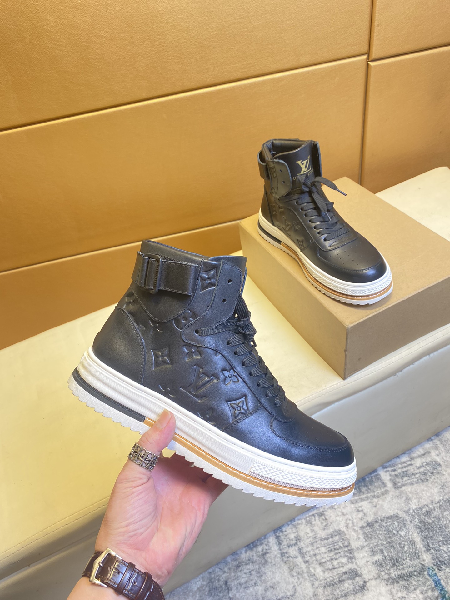 LV(High)Shoes-M-0274