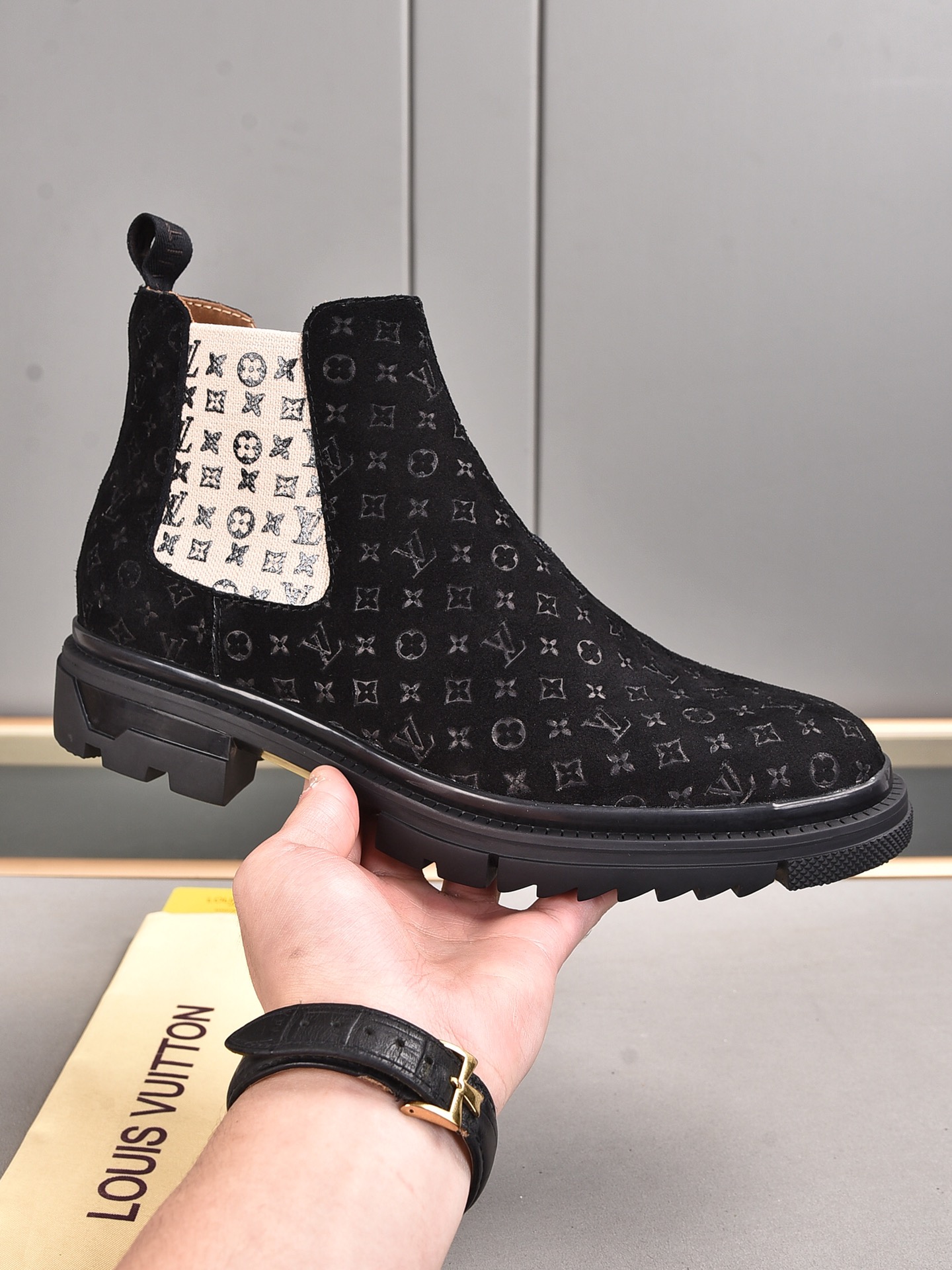 LV(High)Shoes-M-0354