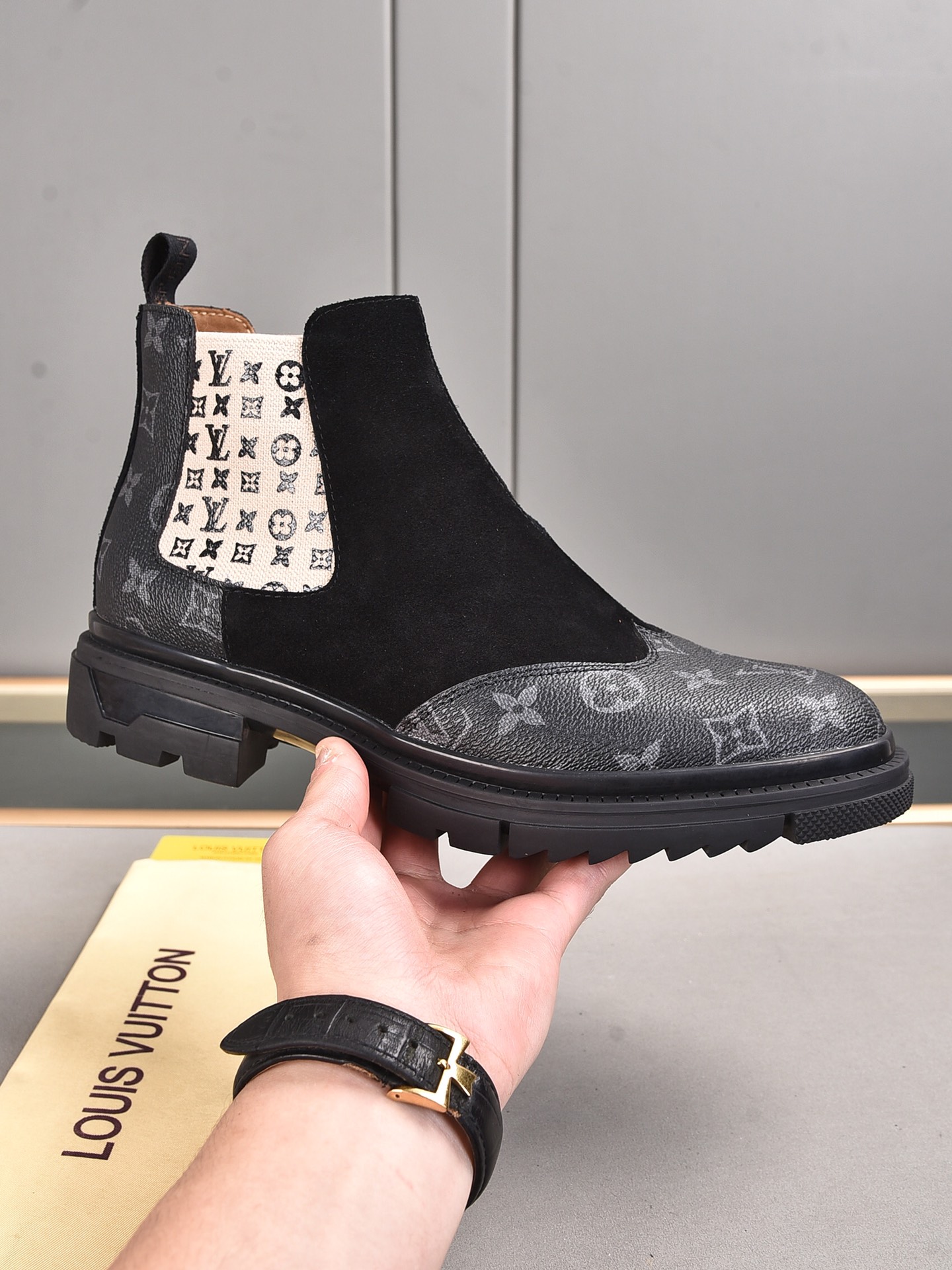 LV(High)Shoes-M-0357