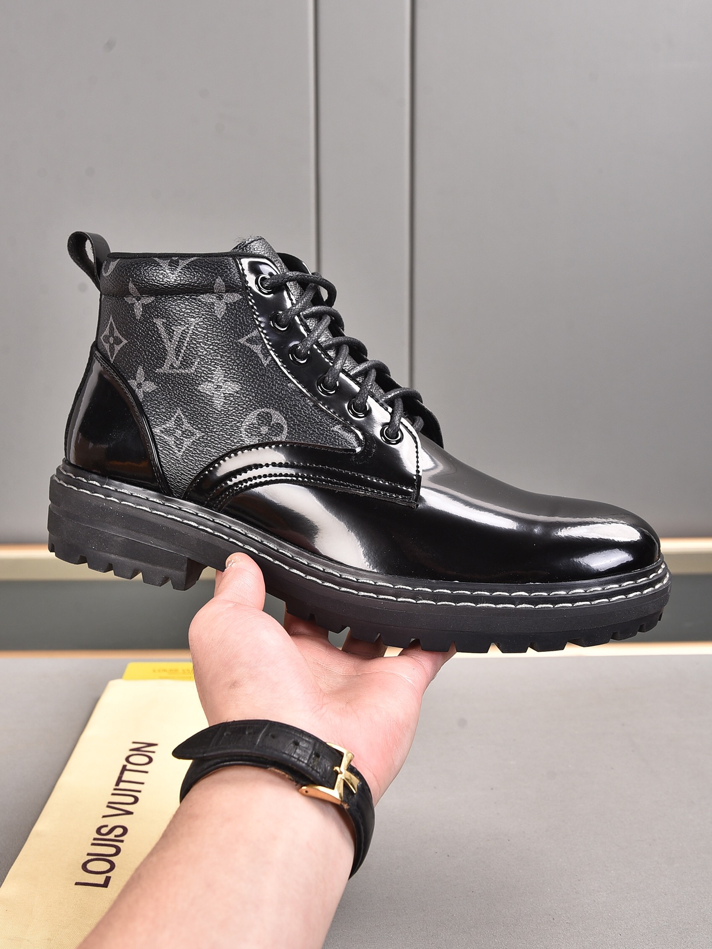 LV(High)Shoes-M-0359