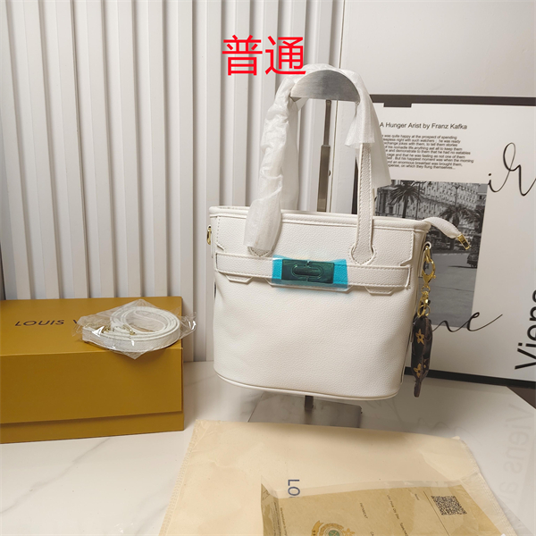 LV bag-0439