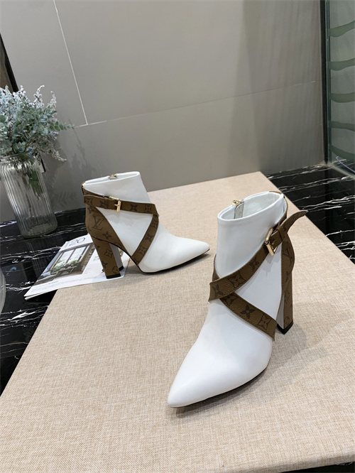LV Boots(AAA)-046
