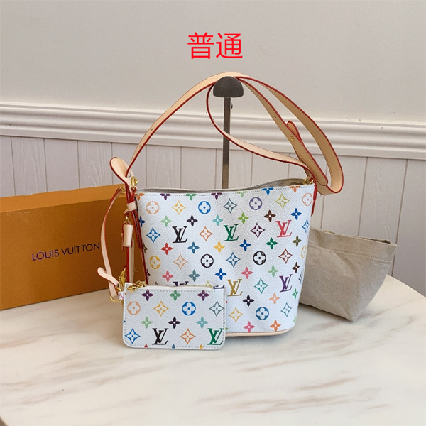 LV small bag-1520