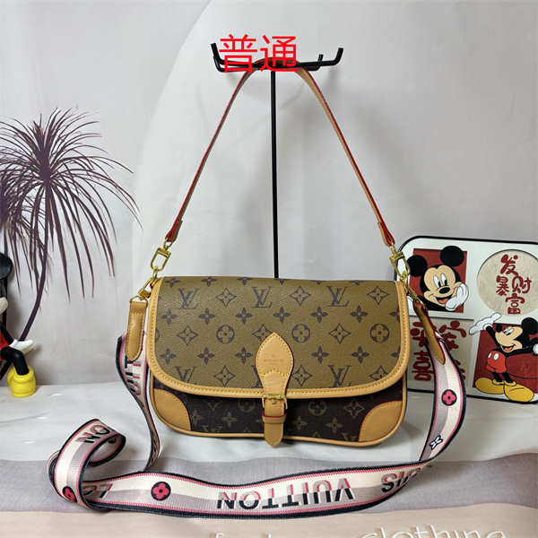 LV small bag-1635