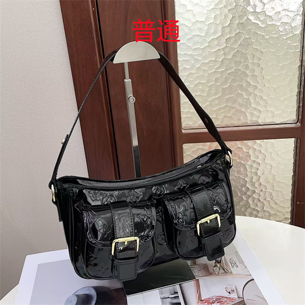 LV small bag-1844
