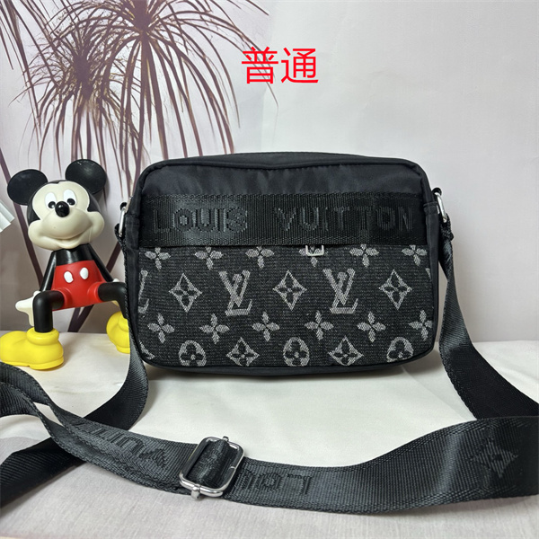 LV small bag-2002