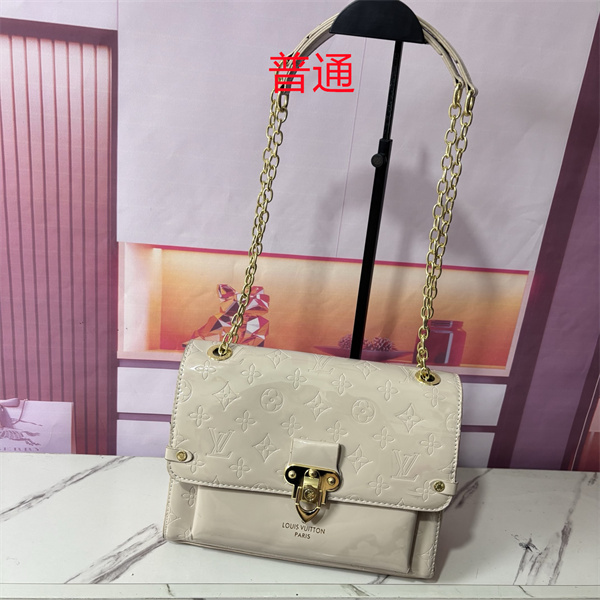 LV small bag-2302