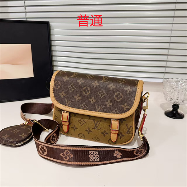 LV small bag-0821