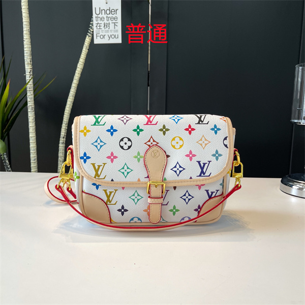 LV small bag-0829