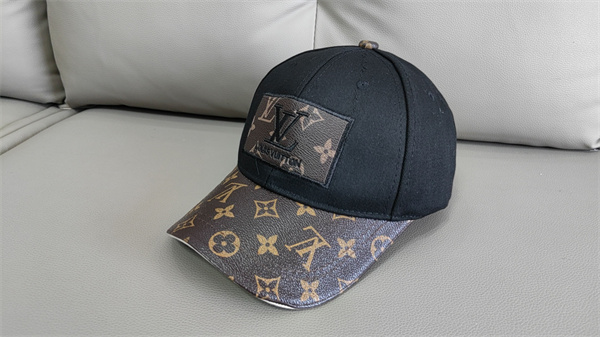 Lv Snapbacks-0071