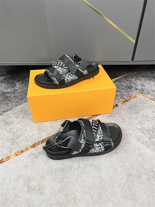 LV Sandal-M(2)-455