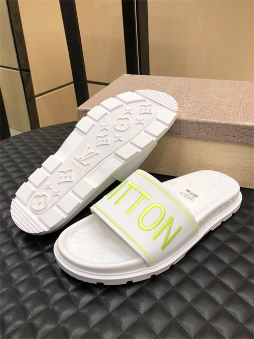 LV Sandal-M(2)-556