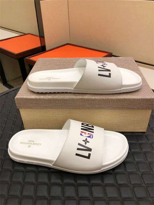 LV Sandal-M-590