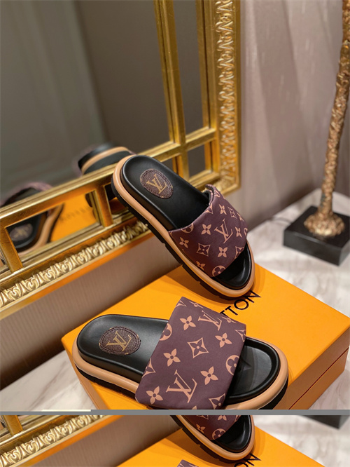 LV Sandal-M(2)-077