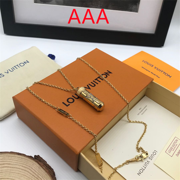 LV Necklace-017