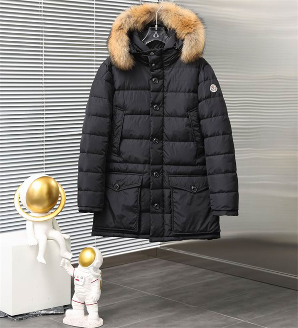 Moncler Down Jacket-M-036