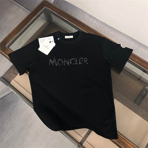 Moncler Round neck T-shirt-M-0600