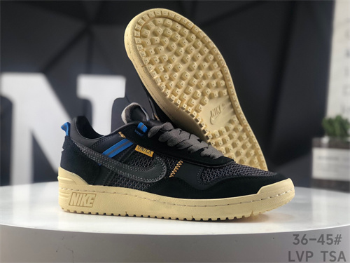 Nike FIELD GENERAL 82 SP-0001