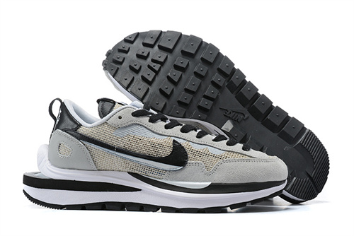 NIKE LDWAFFLE SACAI-W-020