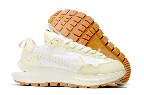 NIKE LDWAFFLE SACAI-W-025