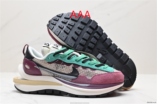 NIKE LDWAFFLE SACAI(AAA)-0007