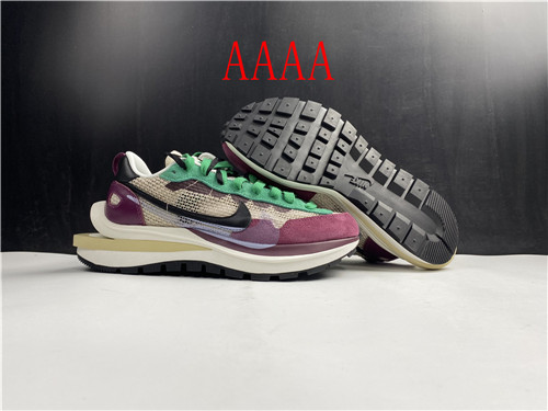 NIKE LDWAFFLE SACAI(AAAA)-001