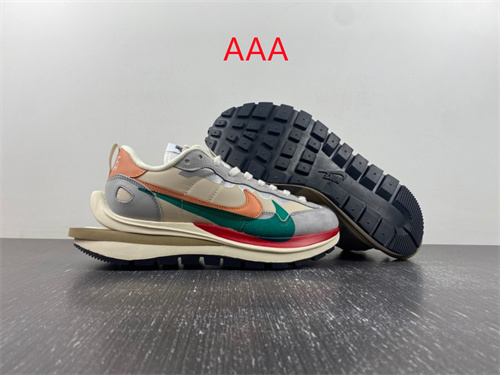 NIKE LDWAFFLE SACAI(AAA)-0017
