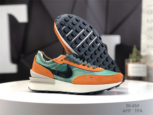 NIKE LDWAFFLE SACAI-W-073