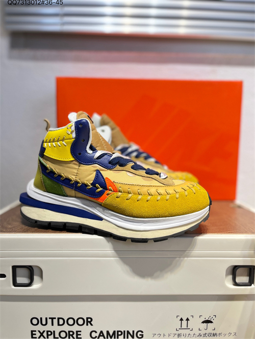 NIKE LDWAFFLE SACAI-W-092