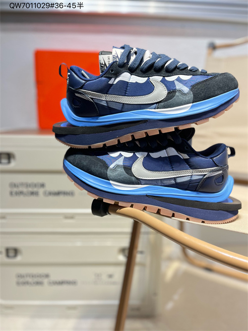 NIKE LDWAFFLE SACAI-W-098