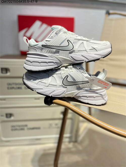 Nike V2K Runtekk-W-0007