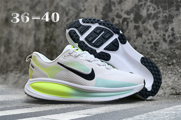 Nike ZOOM VOMERO 18-W-0019
