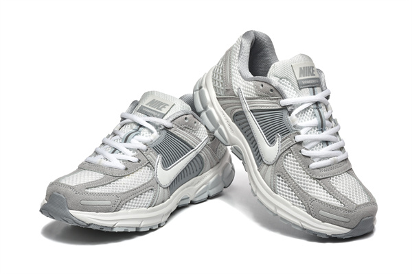 Nike ZOOM VOMERO 5-W-0039