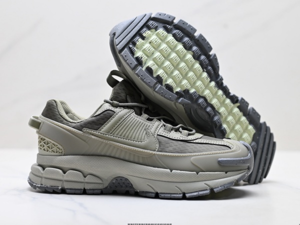 Nike ZOOM VOMERO 7-W-0017