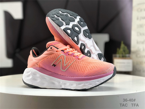 New Balance Shoes-W-0676