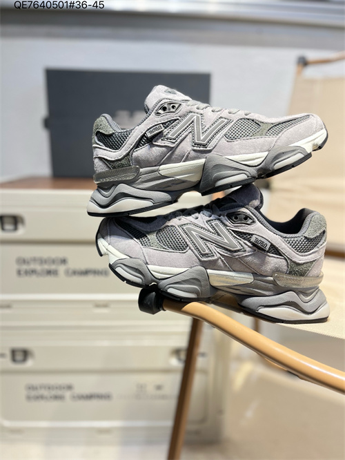 New Balance Shoes-M-1048