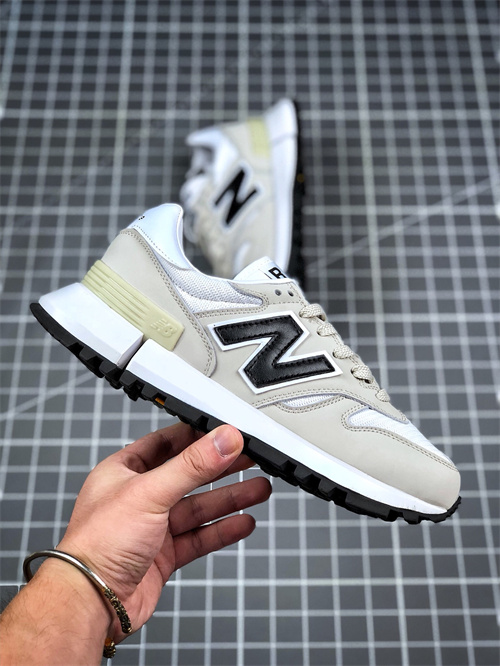 New Balance Shoes-W-114