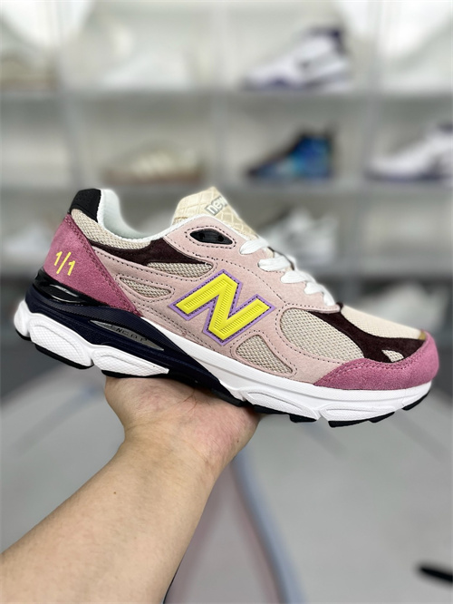 New Balance Shoes-W-1137