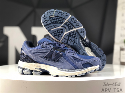 New Balance Shoes-W-1357