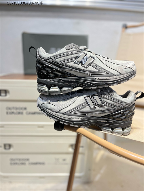 New Balance Shoes-W-1369