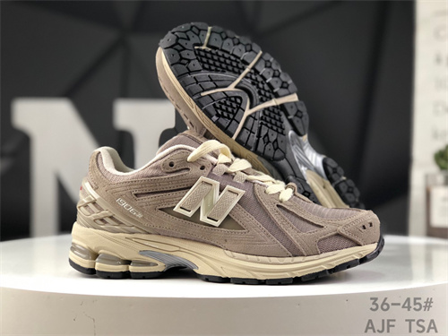 New Balance Shoes-W-1372