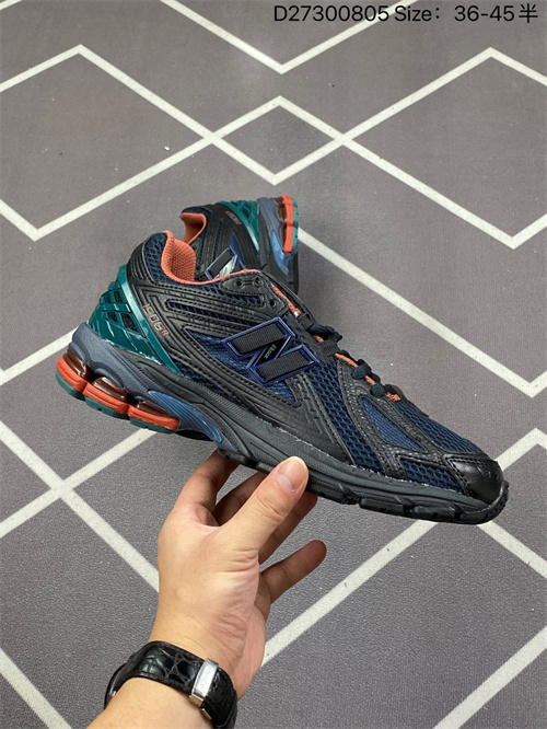 New Balance Shoes-W-1486