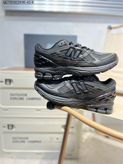 New Balance Shoes-M-1532